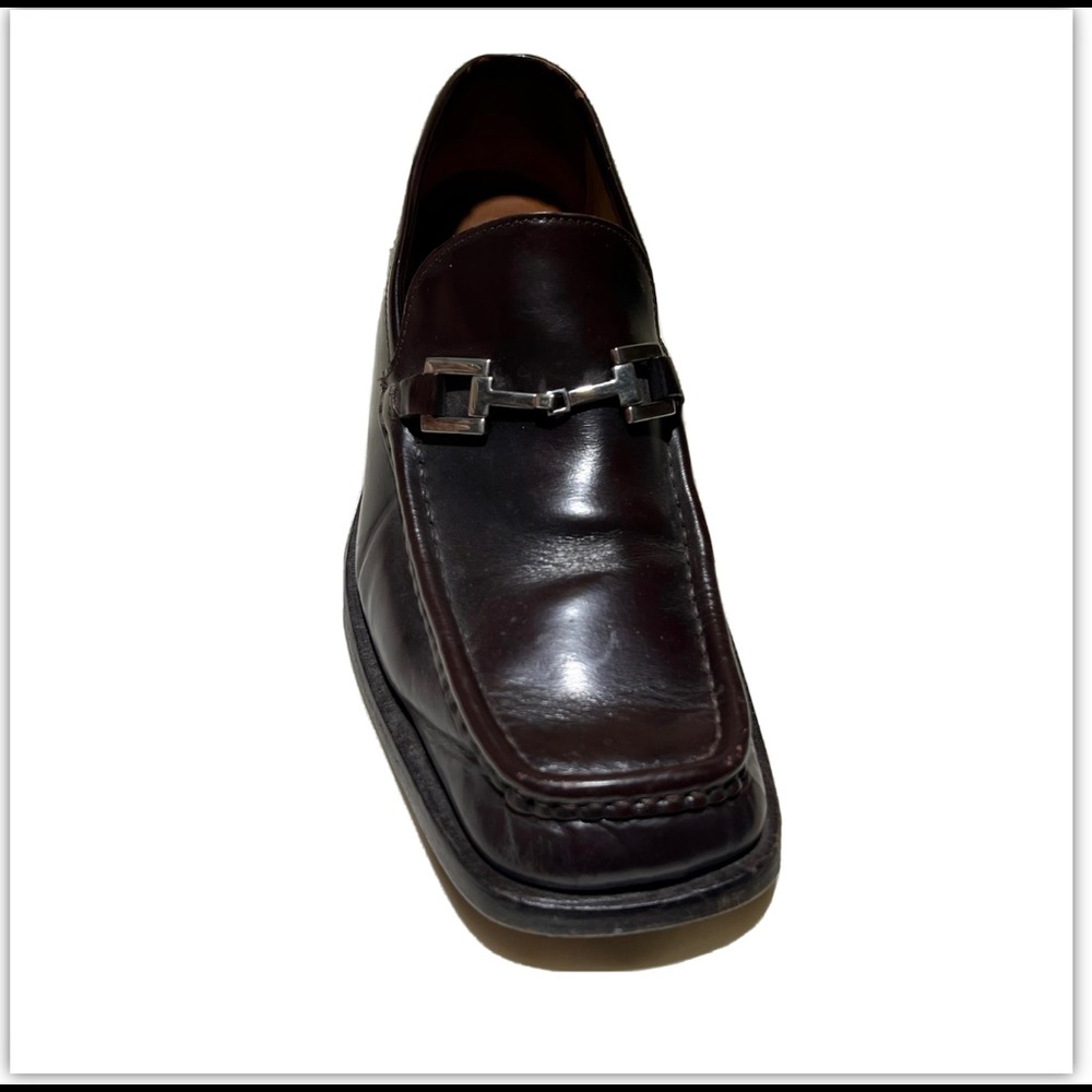 AUTHENTIC GUCCI ITALIAN MADE SHOES SIGNATURE BUCKLE LOAFERS, 9.5